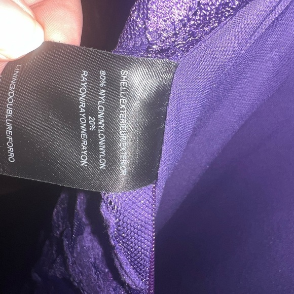Badgley Mischka NWT Size 6 Deep-Purple Off-The-Shoulder Lace Gown - Picture 11 of 15